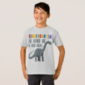 幼稚園って結構大変!かわいい恐竜グッズ Tシャツ (正面フル)
