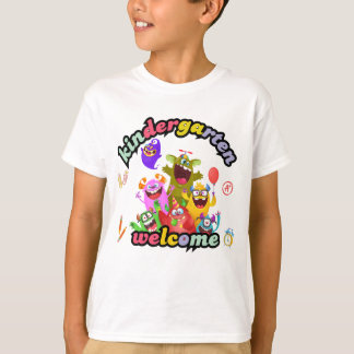 幼稚園のシャツの1日目 Tシャツ