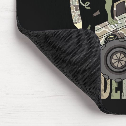 幼稚園のモンスター#39トラックをつぶす準備ができている(&M) マウスパッド (コーナー)