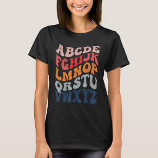 幼稚園の先生のためのバックトゥスクール ハイアルファベット Tシャツ