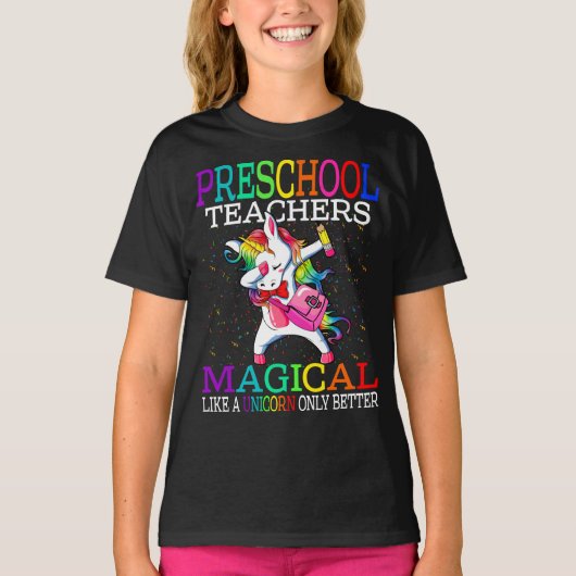 幼稚園の先生ユニコーンのような魔法 Tシャツ (正面)
