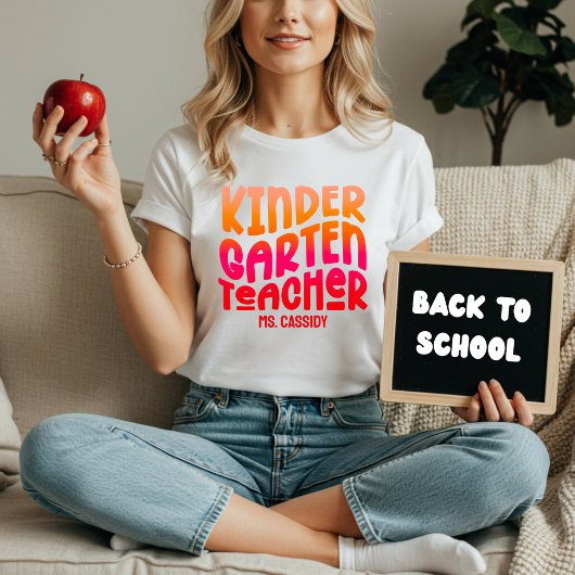 幼稚園の先生 オレンジ レッド オンブレ Tシャツ