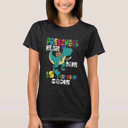 幼稚園の卒業恐竜 Tシャツ (正面)