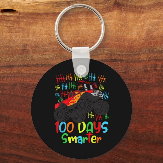 幼稚園の少年頭が切れる達の日T キーホルダー (正面)