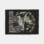 幼稚園の怪物トリュックをつぶす準備ができている女性 フリースブランケット (正面(横))