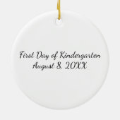 幼稚園の最初日、枝の漫画のフクロウ セラミックオーナメント (裏面)