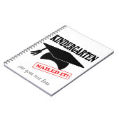 幼稚園の釘付け空白の- ノートブック (左側)