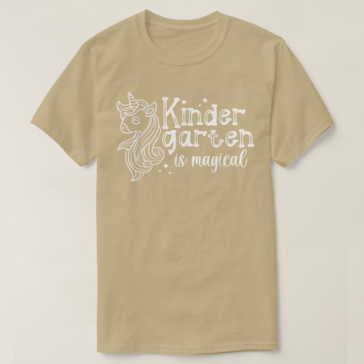 幼稚園は魔法のユニコーン先生ベビーシッター Tシャツ (デザイン正面)