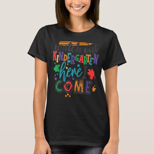 幼稚園を見守る私の学校来の先生 Tシャツ (正面)