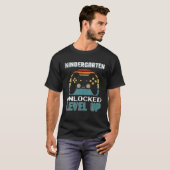 幼稚園アンロックレベルアップ新学期ゲーム Tシャツ (正面フル)