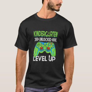 幼稚園アンロックレベルアップ新学期 Tシャツ