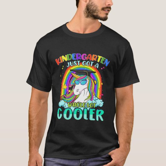 幼稚園クール生Unicorn Rainbow B Tシャツ (正面)