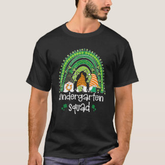 幼稚園スクワッドレインボー格言ハッピーSt patricks Tシャツ