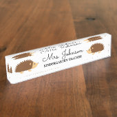 幼稚園パーソナライズされた先生のかわいいハリネズミ デスクネームプレート (側面)