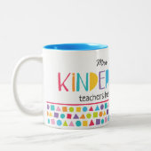 幼稚園パーソナライズされた先生クカラフルライアン ツートーンマグカップ (左)