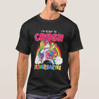 幼稚園ユニコーンの女の子を追い返す準備ができている Tシャツ