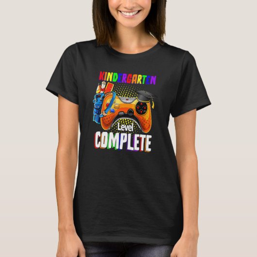 幼稚園レベルの完全ビデオゲーマー卒業 Tシャツ (正面)