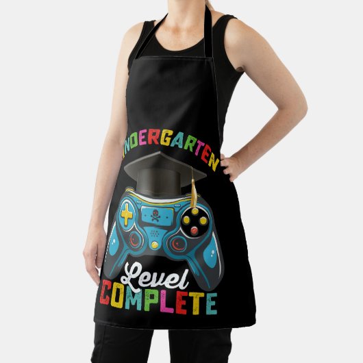 幼稚園レベル卒業ゲームの完了 エプロン (インサイチュ)
