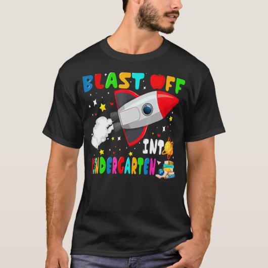 幼稚園ロケットの宇宙空間に突進する Tシャツ (正面)