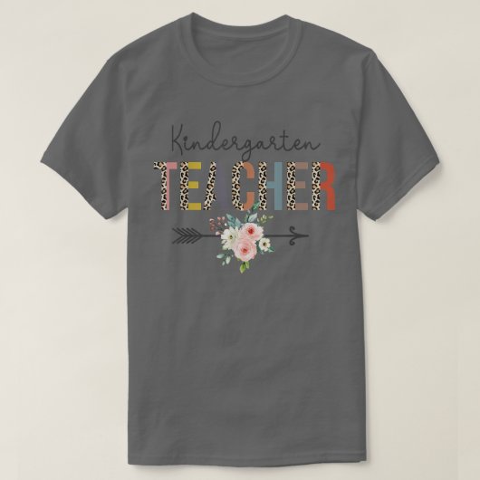 幼稚園先生ヒョウ先生のデイ教えL Tシャツ (デザイン正面)
