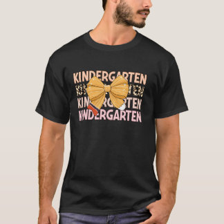 幼稚園先生ペンシルコケットSに戻る弓 Tシャツ