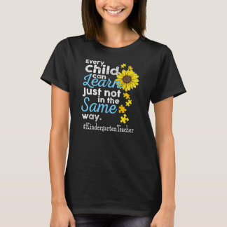 幼稚園先生自閉症学 Tシャツ
