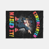 幼稚園卒業2025男の子ダビンググラ フリースブランケット (正面(横))