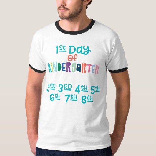 幼稚園白人男性基本リンガーの1日目 Tシャツ (正面)