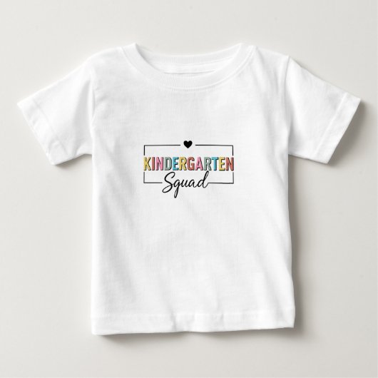 幼稚園組の虹色のバックトゥスクール服 F ベビーTシャツ (正面)