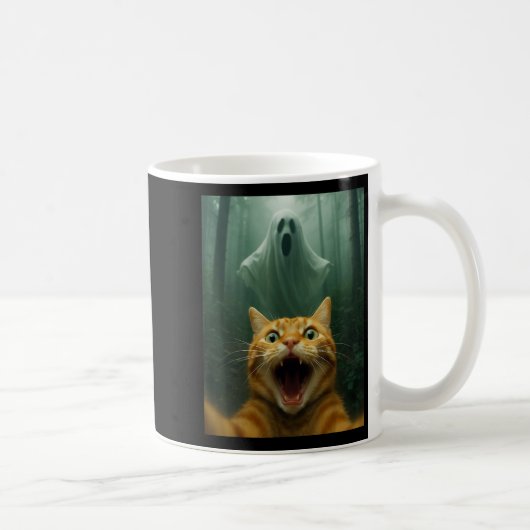 幽霊と一緒に写る怖がる猫の自撮り _ おもしろハロウィンコス コーヒーマグカップ (右)