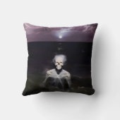 幽霊アットシーオイルペインティング クッション (裏面)