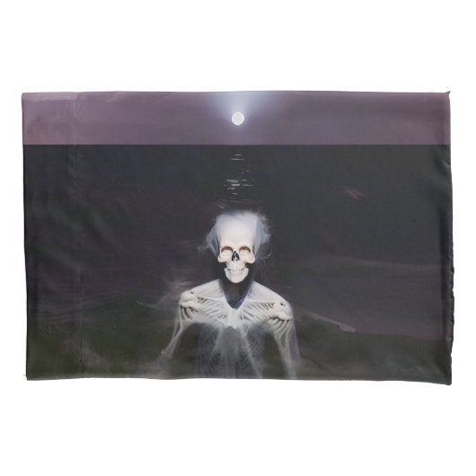 幽霊アットシーオイルペインティング 枕カバー (正面)