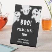 幽霊ハロウィーントリックまたはトレーターがあなたのキャンディを取る 台座サイン (インサイチュ)