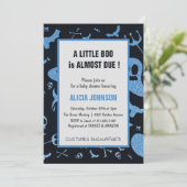 幽霊ブルーグリッター10月ハロウィンベビーシャワー 招待状 (スタンド正面)