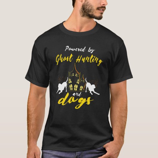 幽霊狩りおもしろい犬恋人幽霊ハンターパラナー Tシャツ (正面)