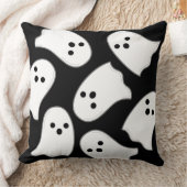幽霊飛んでいる白黒ハロウィーン クッション (ブランケット)