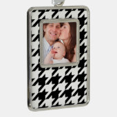 幾何スタイリッシュ白黒パタ千鳥格子のーン シルバープレートフレームオーナメント (右)