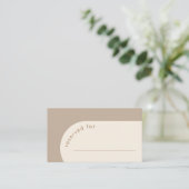 幾何モダンアーチベージュ結婚サンドの護衛 プレイスカード (スタンド正面)