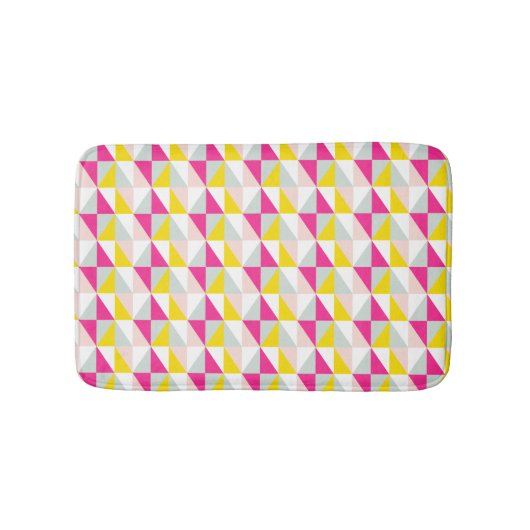 幾何三角形ピンクと黄色のパターン バスマット (正面)