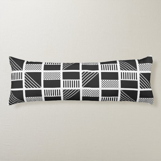 幾何学模様体枕 ボディピロー (正面)