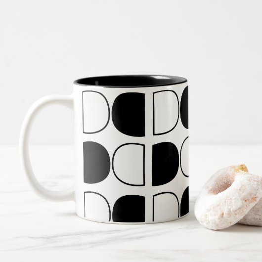幾何学模様 ブラック ホワイト 半円 ツートーンマグカップ (ドーナツ)