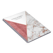 幾何学的できらめくなピンクおよび金ゴールドの大理石のノート ノートブック (右側)