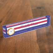 幾何学的なアクリルの名札の時計の赤白青 デスクネームプレート (側面)