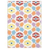 幾何学的なカラフルなダイヤモンドのイカット クリップボード (裏面)