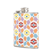 幾何学的なカラフルなダイヤモンドのイカット フラスク (左)