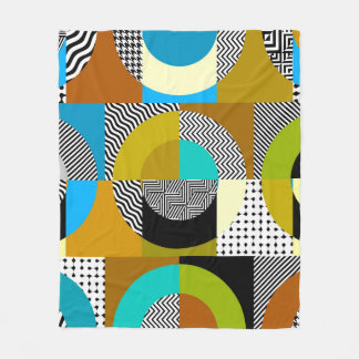 幾何学的なコラージュ：円、ヴィンテージパターン フリースブランケット