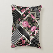 幾何学的なシームレスフローラパッチワークパターン アクセントクッション (裏面(縦))