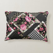 幾何学的なシームレスフローラパッチワークパターン アクセントクッション (裏面)