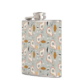 幾何学的なティール（緑がかった色）及び青いパターン フラスク (左)