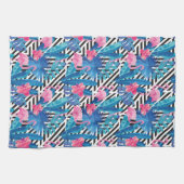 幾何学的なパターンのフラミンゴ及びやし キッチンタオル (横)